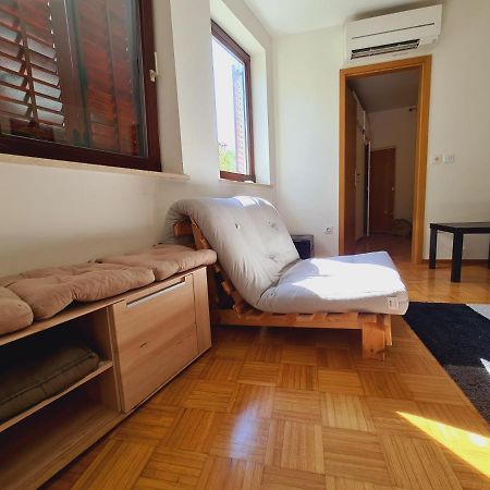 Izola Near The Sea Apartment Room photo